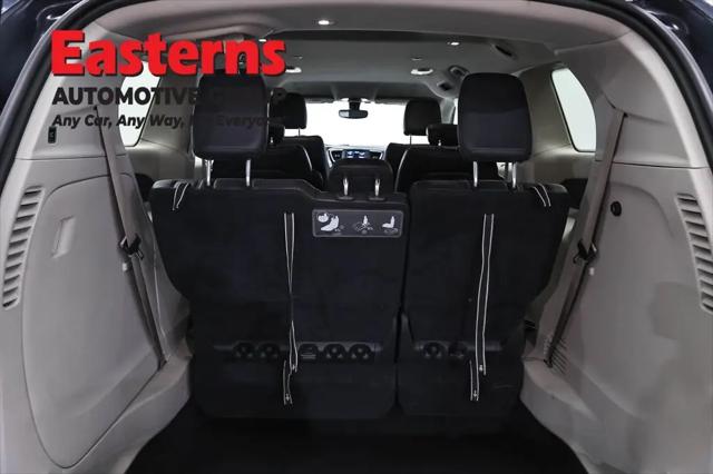 2020 Chrysler Pacifica Touring L