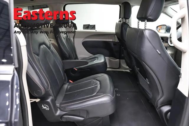 2020 Chrysler Pacifica Touring L