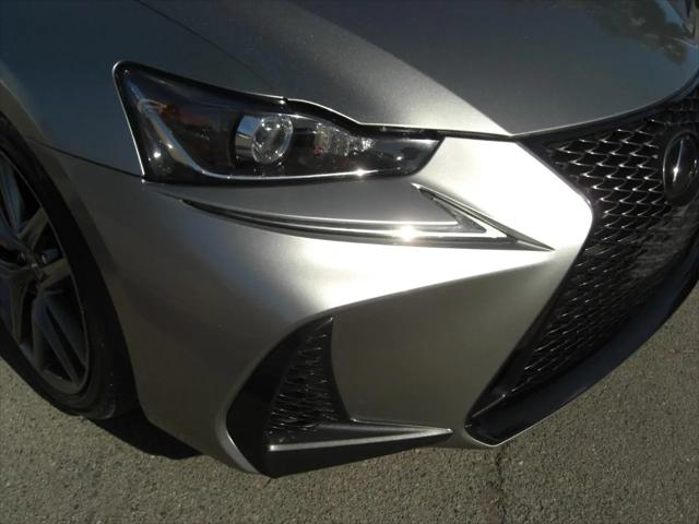 2017 Lexus IS 200t IS Turbo