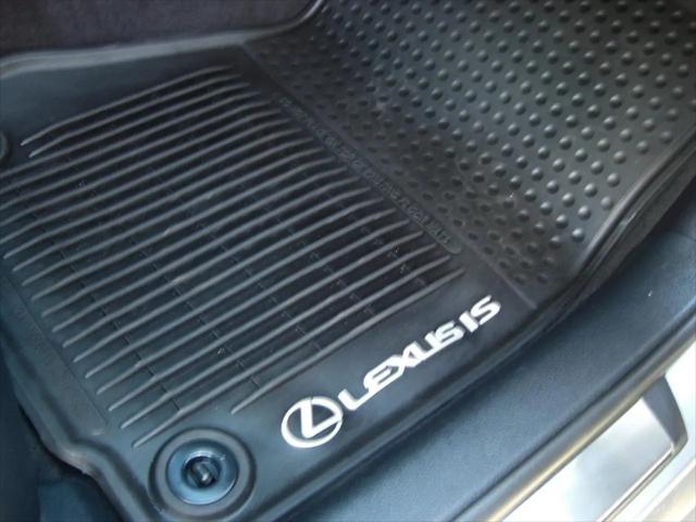 2017 Lexus IS 200t IS Turbo