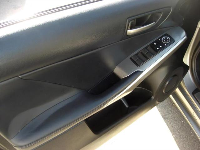 2017 Lexus IS 200t IS Turbo