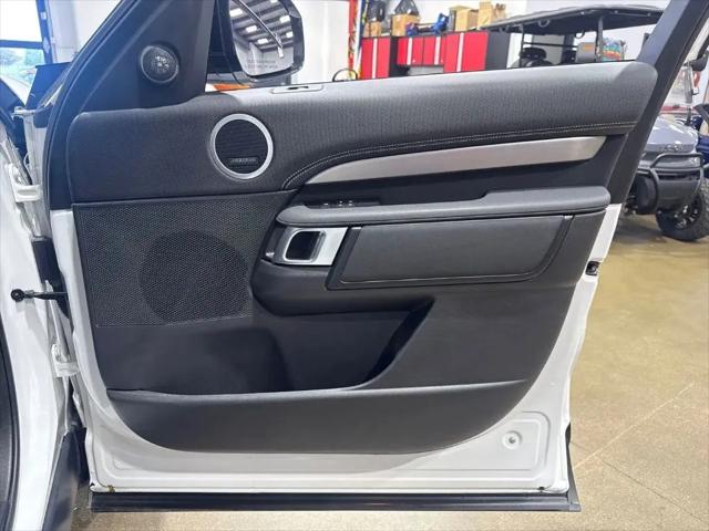 2022 Land Rover Discovery P360 S R-Dynamic
