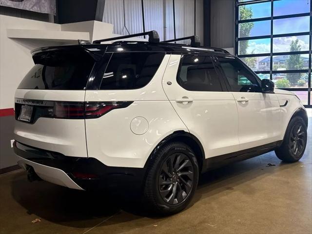 2022 Land Rover Discovery P360 S R-Dynamic