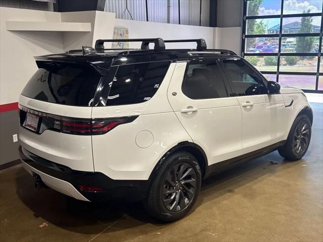 2022 Land Rover Discovery P360 S R-Dynamic