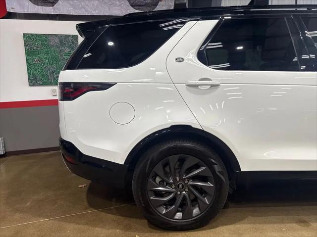 2022 Land Rover Discovery P360 S R-Dynamic