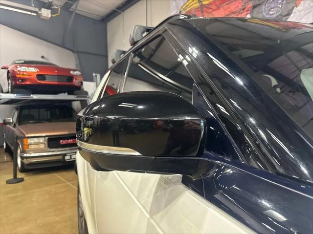 2022 Land Rover Discovery P360 S R-Dynamic