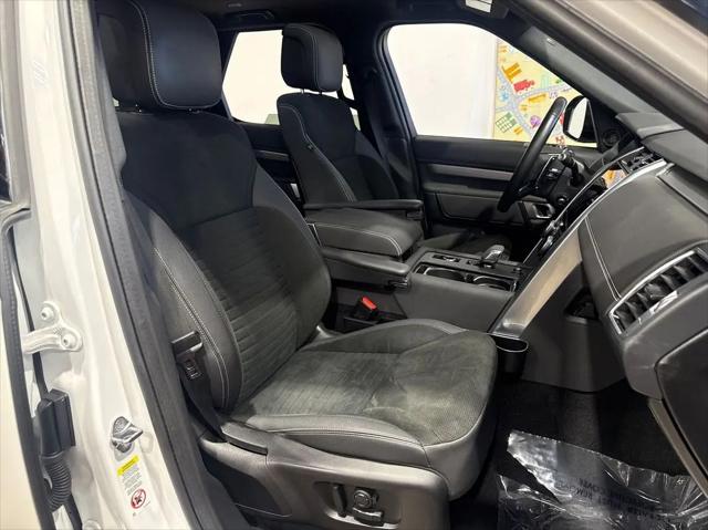 2022 Land Rover Discovery P360 S R-Dynamic