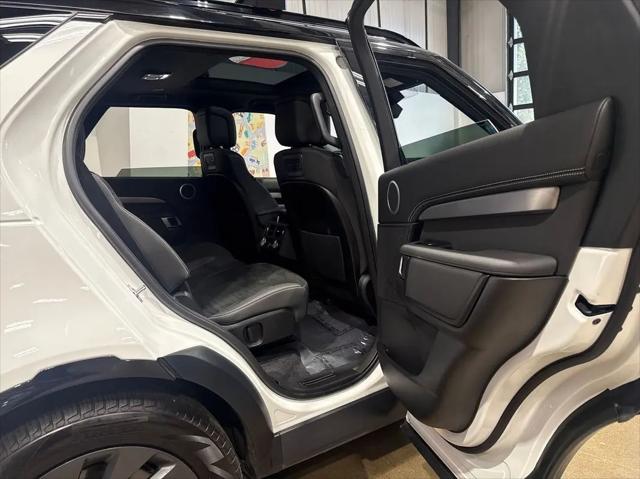 2022 Land Rover Discovery P360 S R-Dynamic