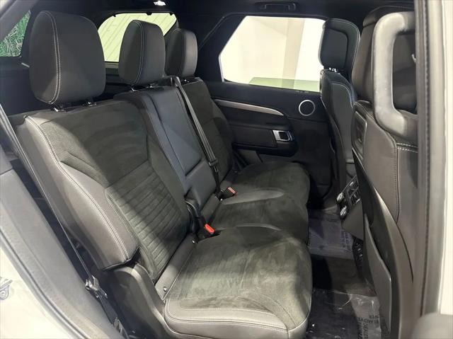 2022 Land Rover Discovery P360 S R-Dynamic