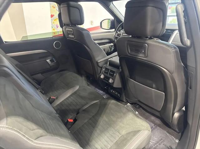 2022 Land Rover Discovery P360 S R-Dynamic