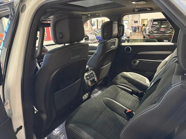 2022 Land Rover Discovery P360 S R-Dynamic