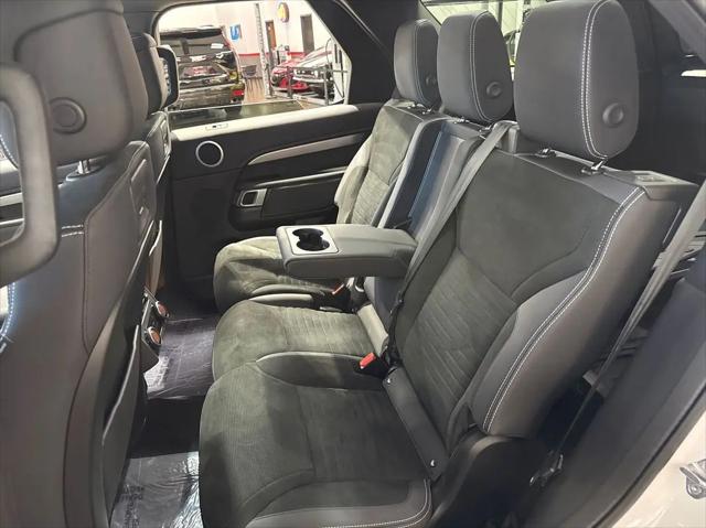 2022 Land Rover Discovery P360 S R-Dynamic