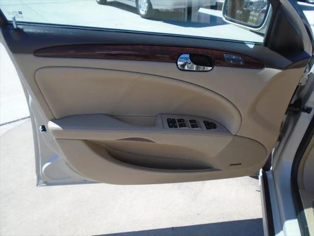 2011 Buick Lucerne CXL Premium