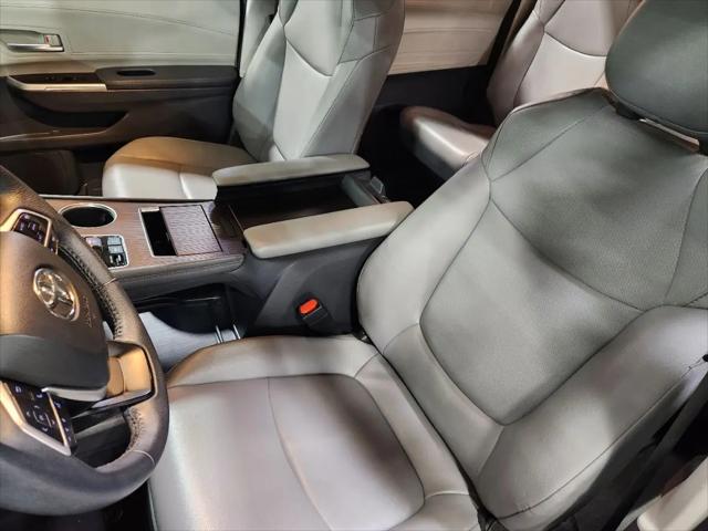2022 Toyota Sienna XLE