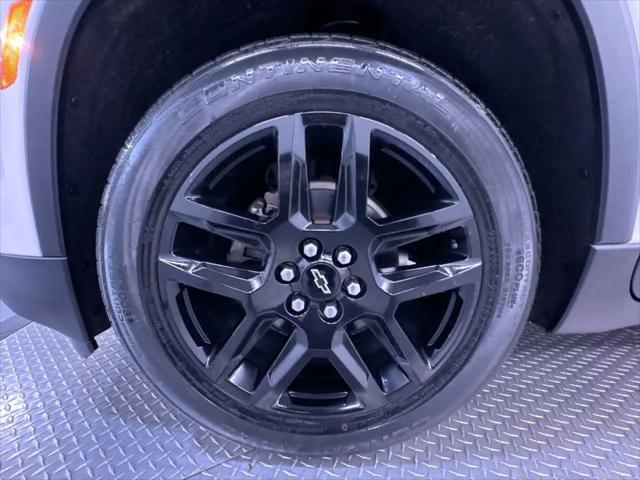 2022 Chevrolet Traverse AWD LT Cloth