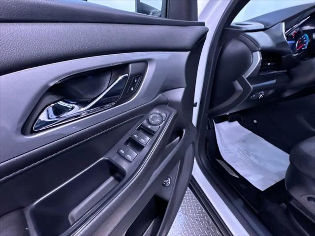 2022 Chevrolet Traverse AWD LT Cloth