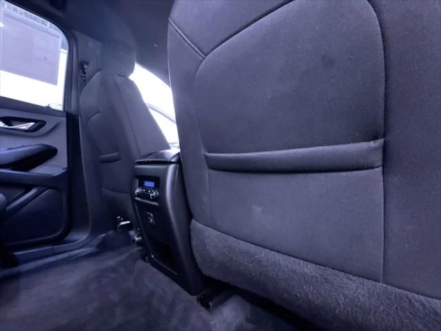2022 Chevrolet Traverse AWD LT Cloth