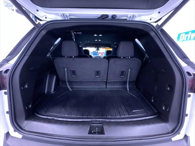 2022 Chevrolet Traverse AWD LT Cloth