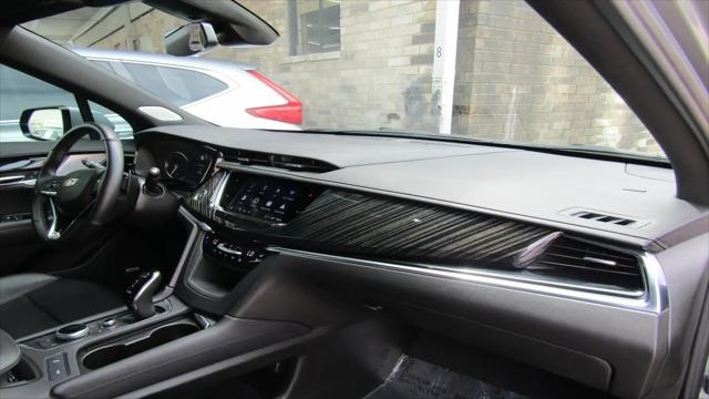 2025 Cadillac XT6 FWD Premium Luxury