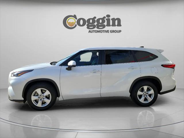 2023 Toyota Highlander Hybrid LE