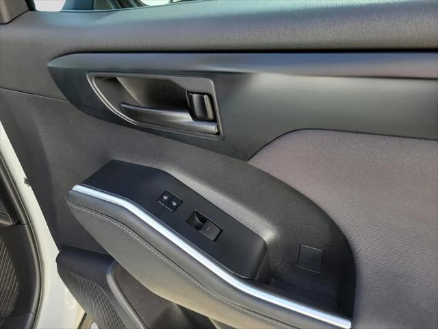 2023 Toyota Highlander Hybrid LE