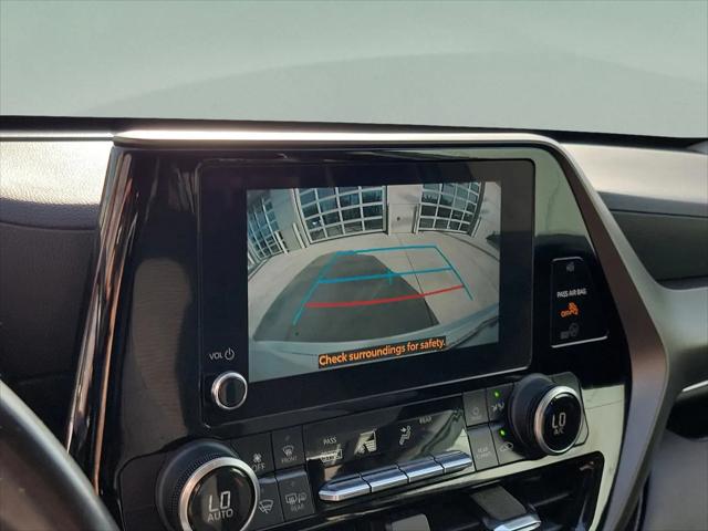 2023 Toyota Highlander Hybrid LE