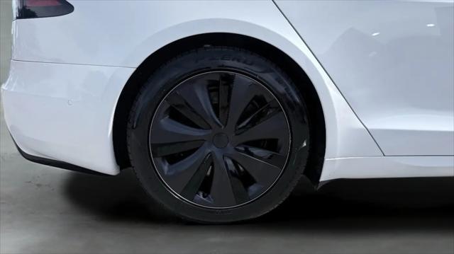 2022 Tesla Model S Plaid Tri Motor All-Wheel Drive