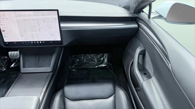 2022 Tesla Model S Plaid Tri Motor All-Wheel Drive