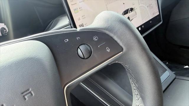 2022 Tesla Model S Plaid Tri Motor All-Wheel Drive