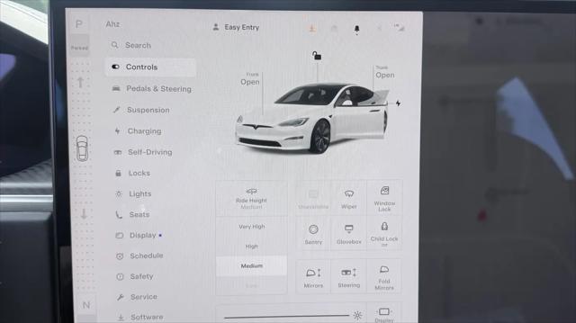 2022 Tesla Model S Plaid Tri Motor All-Wheel Drive