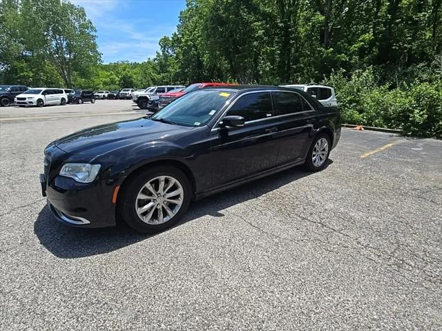 2017 Chrysler 300 Limited AWD