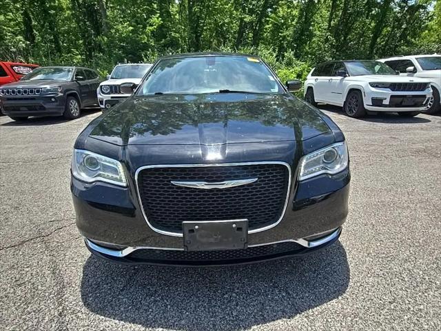 2017 Chrysler 300 Limited AWD