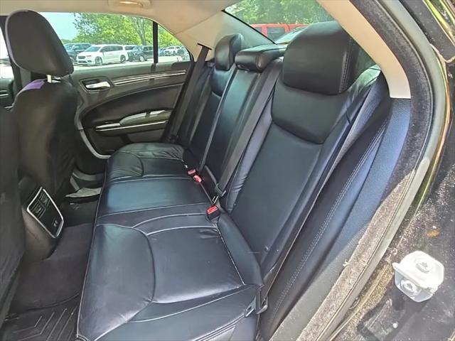 2017 Chrysler 300 Limited AWD
