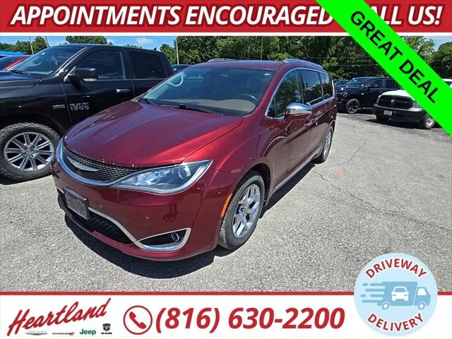 2017 Chrysler Pacifica Limited for sale in Excelsior Springs, MO