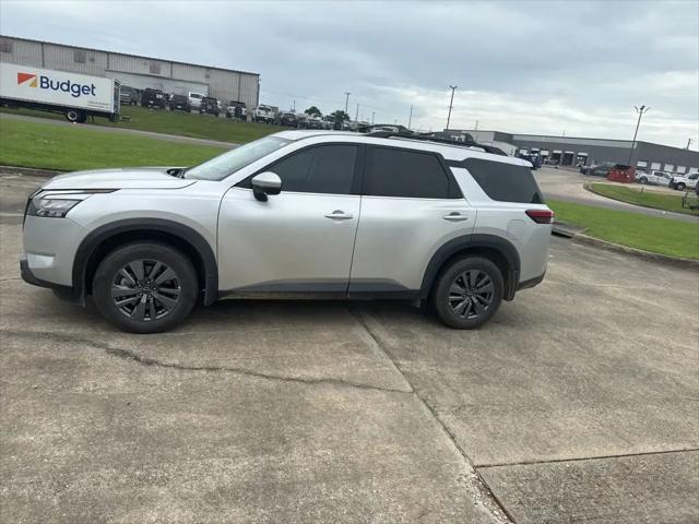 2024 Nissan Pathfinder SV FWD