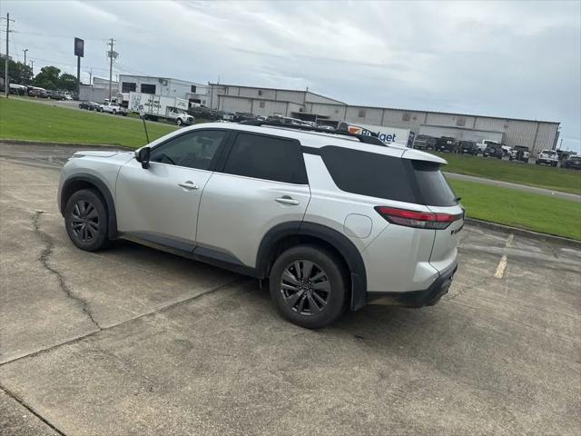 2024 Nissan Pathfinder SV FWD