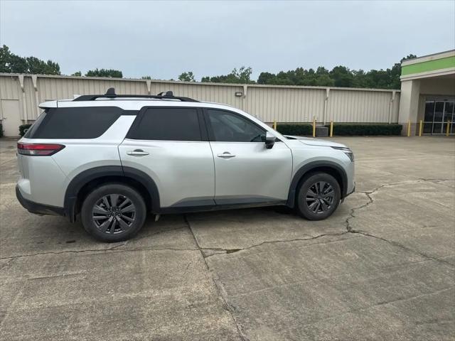 2024 Nissan Pathfinder SV FWD