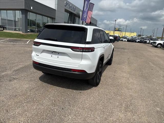 2023 Jeep Grand Cherokee Altitude 4x4