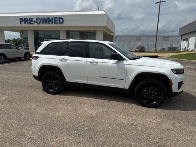 2023 Jeep Grand Cherokee Altitude 4x4