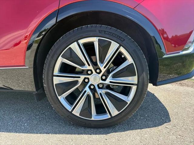 2025 Cadillac iQ Luxury 3 RWD