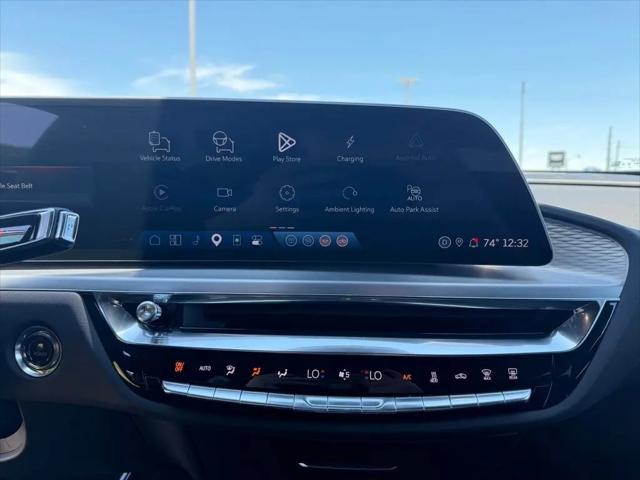 2025 Cadillac iQ Luxury 3 RWD