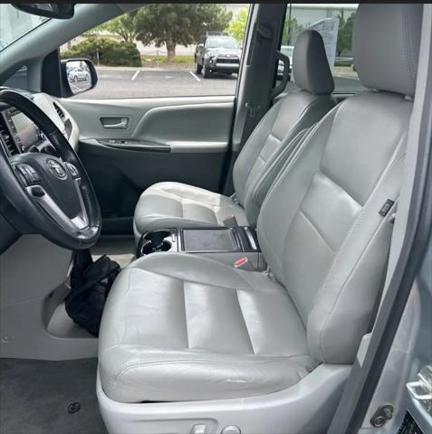 2019 Toyota Sienna XLE Premium 8 Passenger