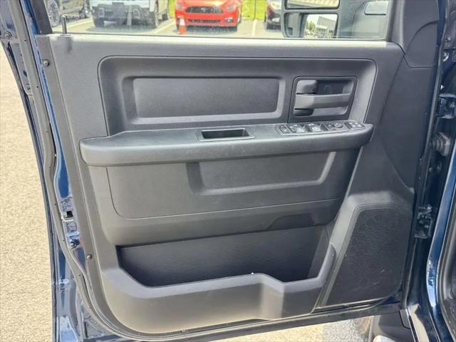2024 Ram 3500 Tradesman Crew Cab 4x4 8' Box