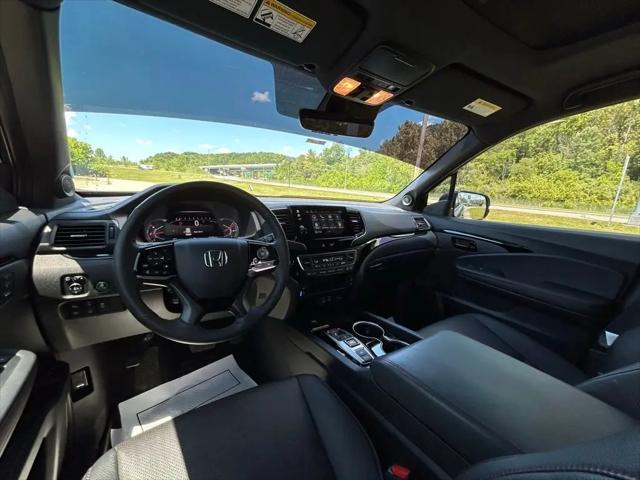 2024 Honda Passport AWD Black