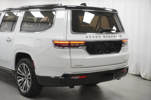 2023 Jeep Grand Wagoneer L Series III 4x4
