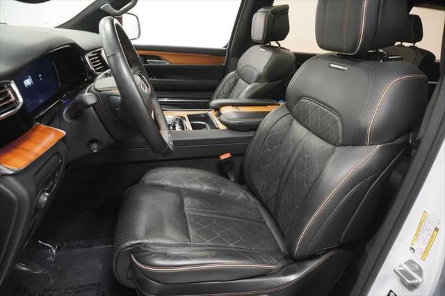 2023 Jeep Grand Wagoneer L Series III 4x4