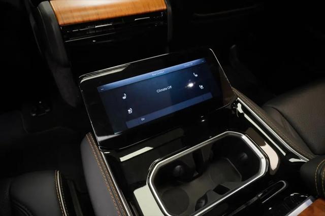 2023 Jeep Grand Wagoneer L Series III 4x4