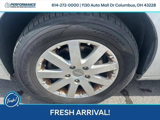2012 Chrysler Town & Country Touring