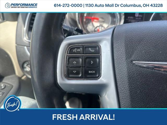 2012 Chrysler Town & Country Touring
