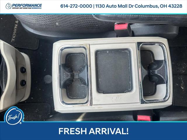 2012 Chrysler Town & Country Touring